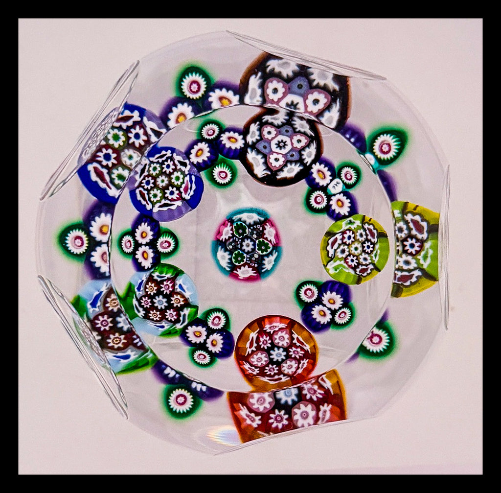 2025 Faceted Complex Cane Garland by Peter Holmes.