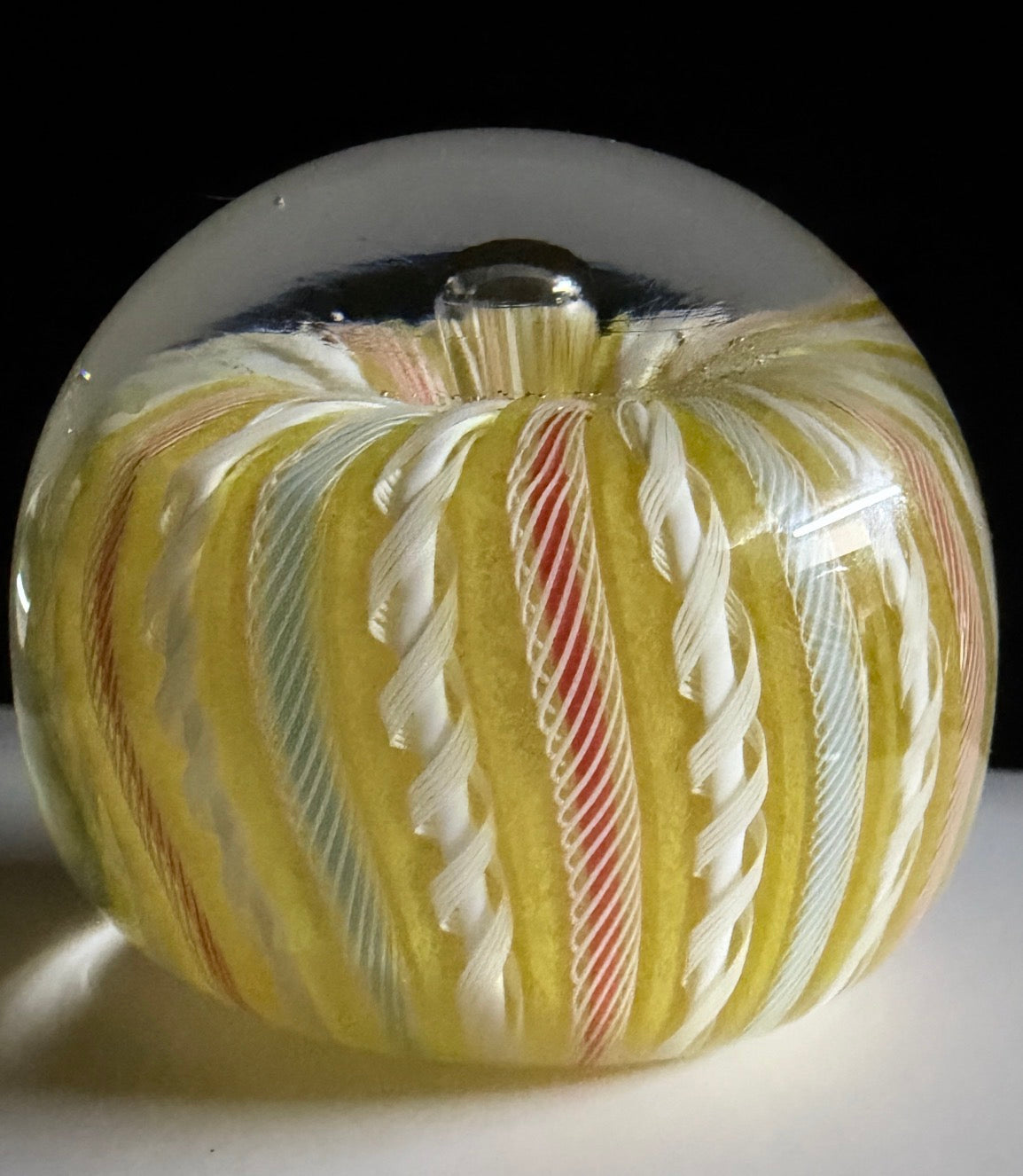 John Deacons Crown, Yellow